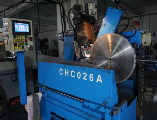 通過鋸片修磨，每月省下萬元成本，一合作就是3年