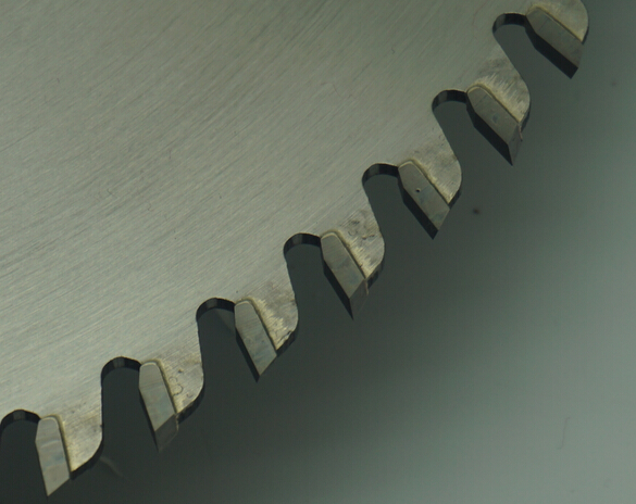 你搞不懂合金鋸片鋸切問題，豐金銳這樣為你考慮