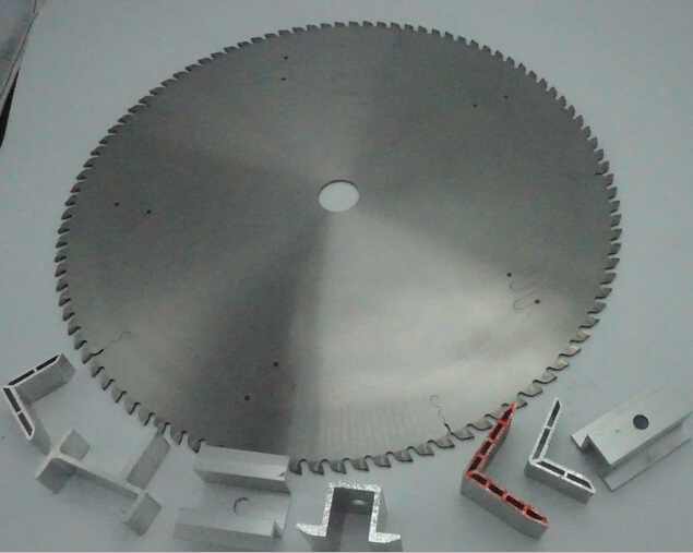 合金鋸片不能老是鋸切，也要“休息”