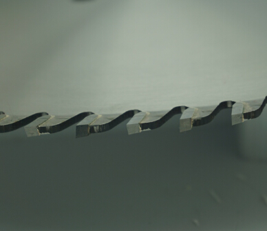 切割鋁材鋸片最多是多少齒？