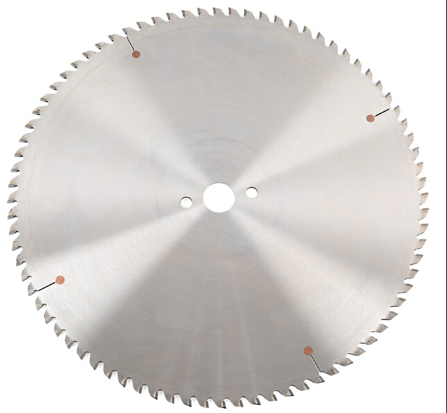 鋁模板鋸切客戶應(yīng)該如何挑選您合適的合金鋸片？