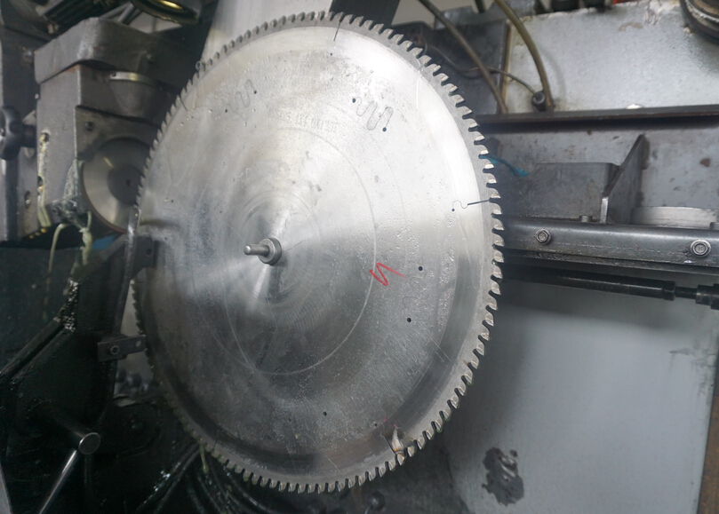 切鋁鋸片齒數(shù)